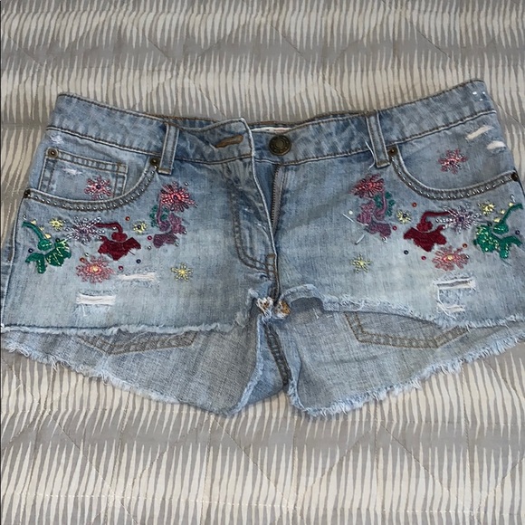 Chelsea Girl Jean shorts - Picture 2 of 4